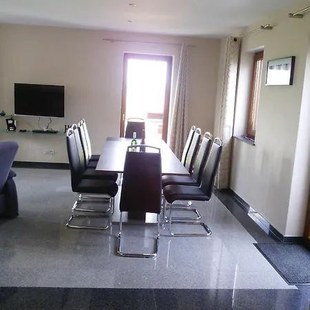 Countryside Mansion, Cleaning Included *