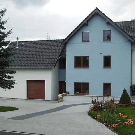 Countryside Mansion, Cleaning Included * Feuerscheid
