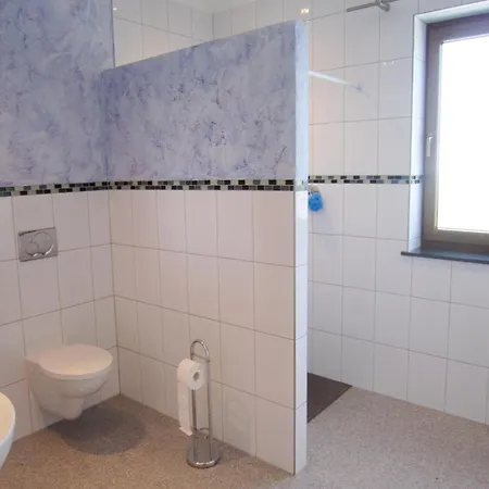 Countryside Mansion, Cleaning Included Feuerscheid